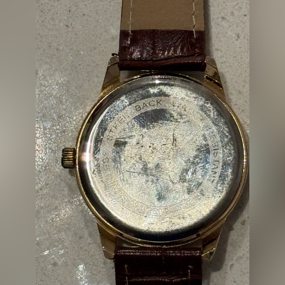 Poshi Blue Face Date Day Quartz Gold Tone Brown Faux Leather Water Res Watch - Picture 4 of 4